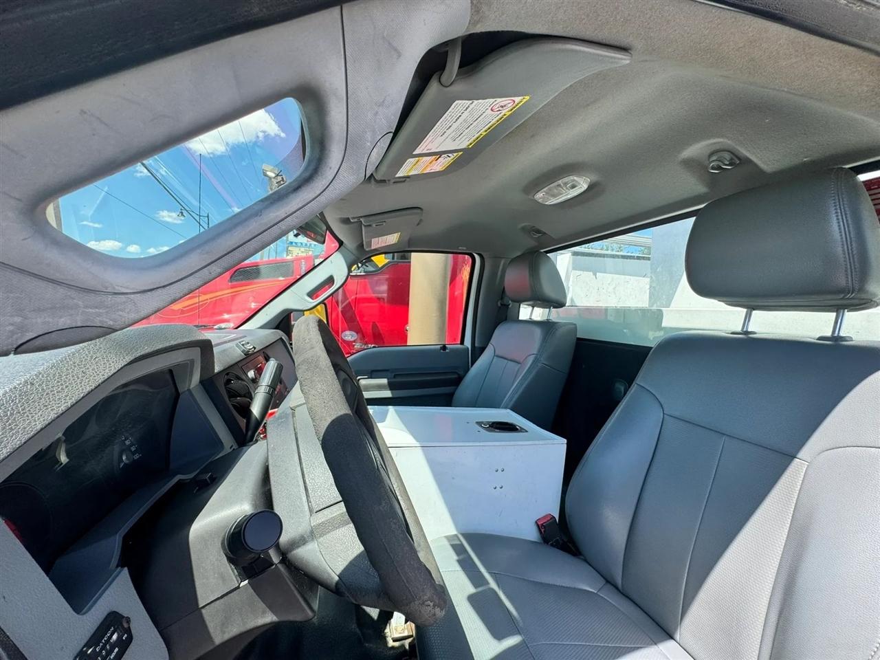 Ford F-450 SD Regular Cab DRW 2WD 2012