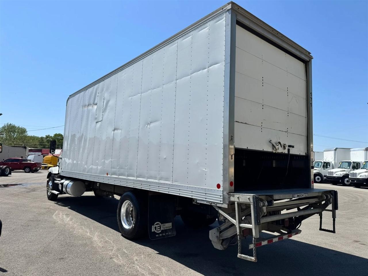 Mack MD  2022