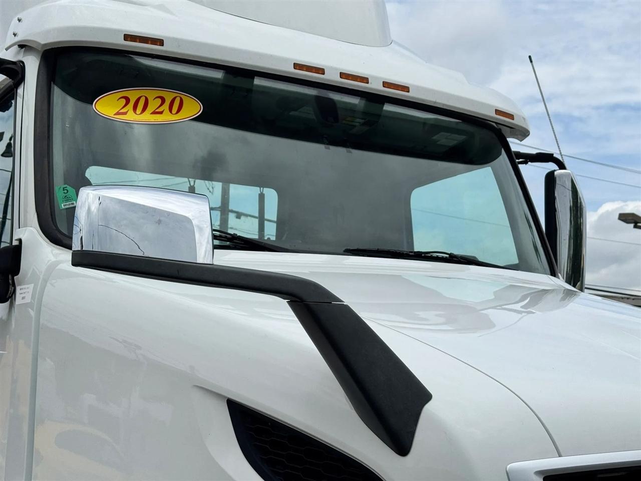 Volvo VNR  2020