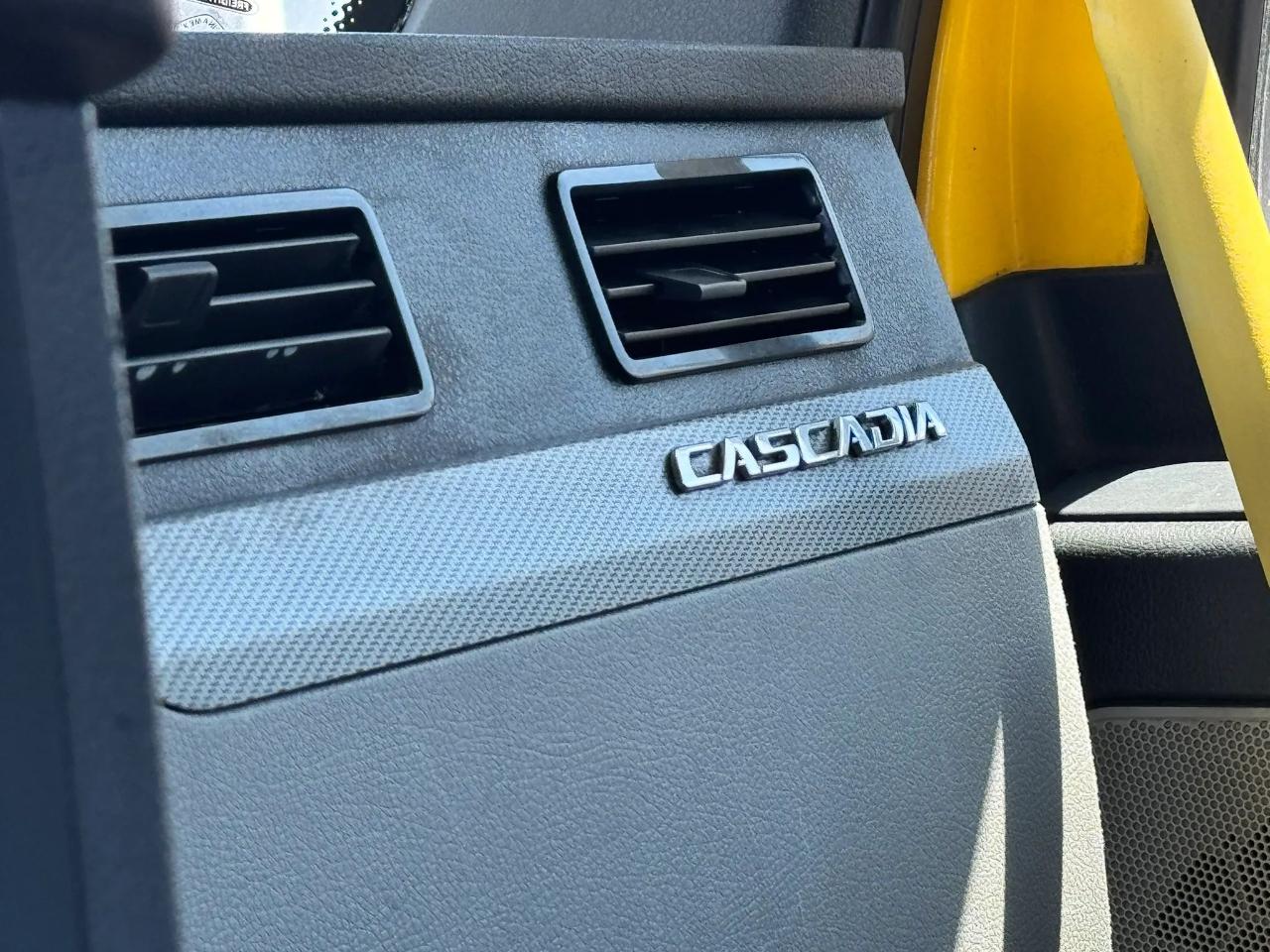 Freightliner New Cascadia 126  2020