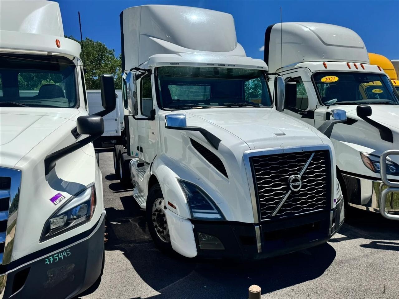 Volvo VNL  2020