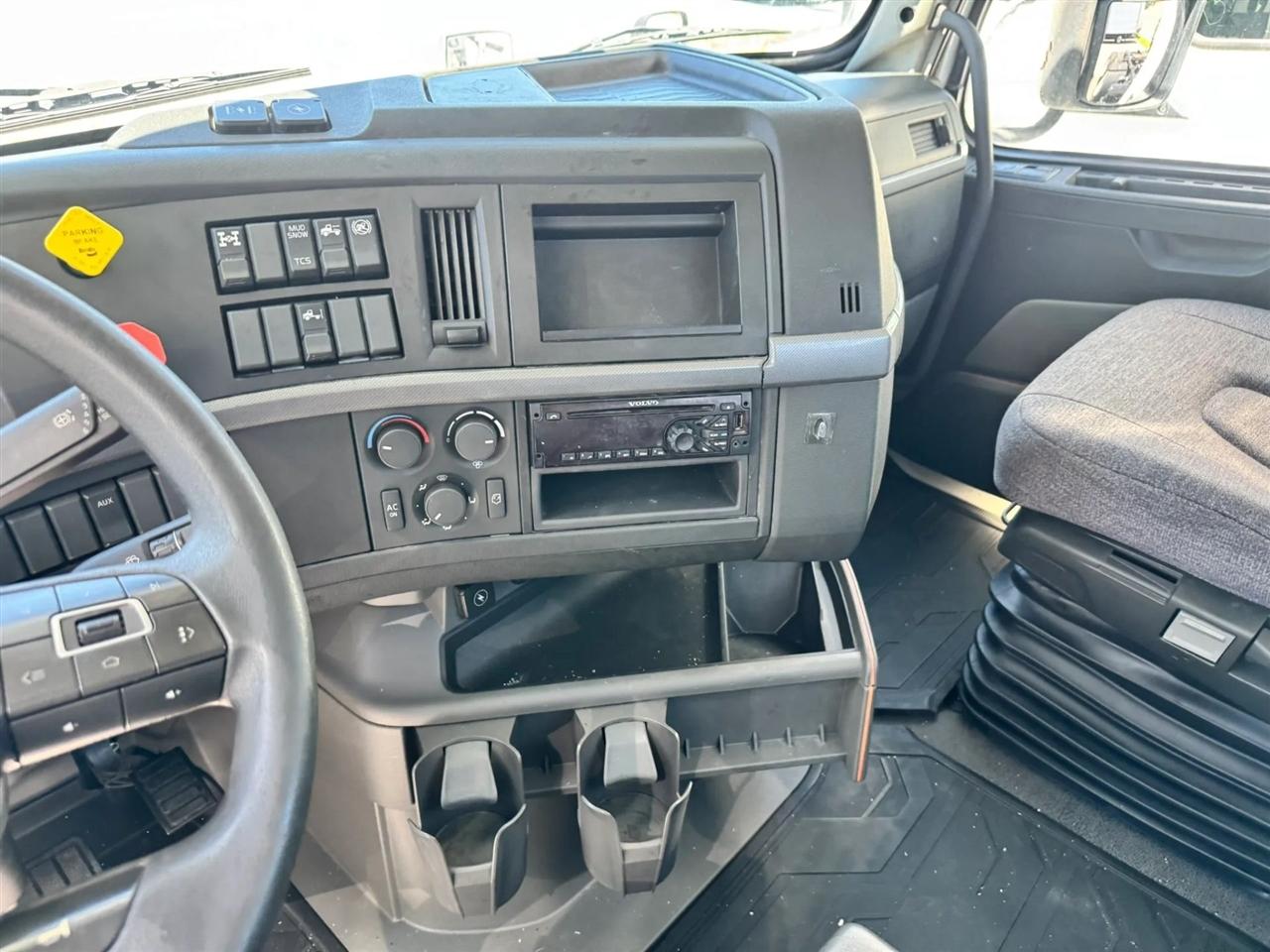 Volvo VNL  2020