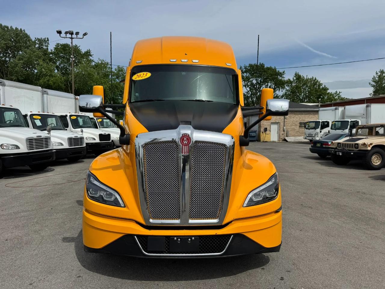 Kenworth 310  2023