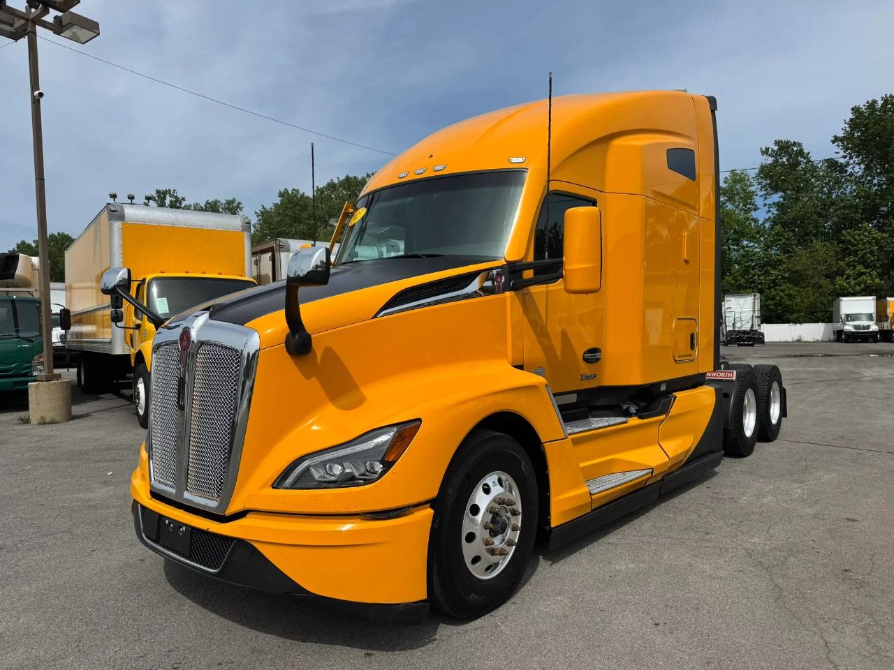 Kenworth 310  2023