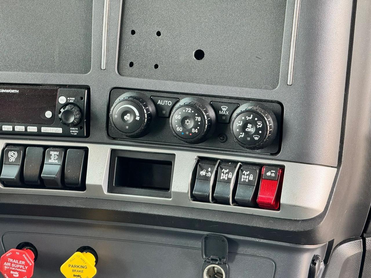 Kenworth 310  2023