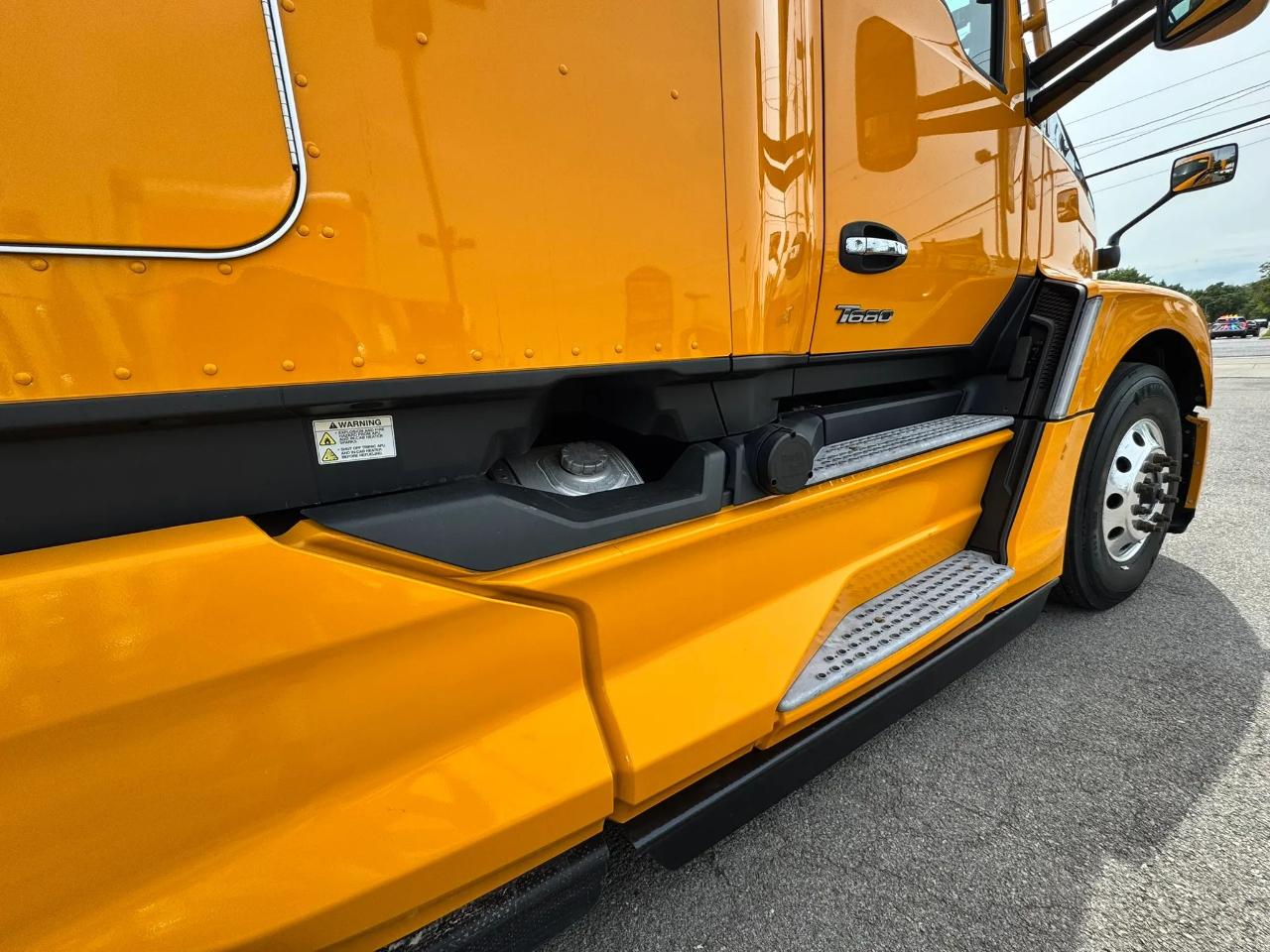 Kenworth 310  2023