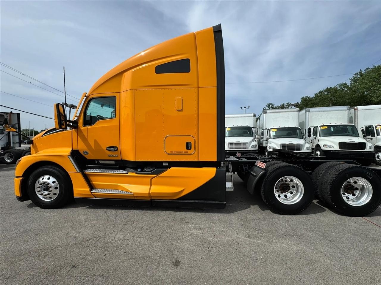 Kenworth 310  2023