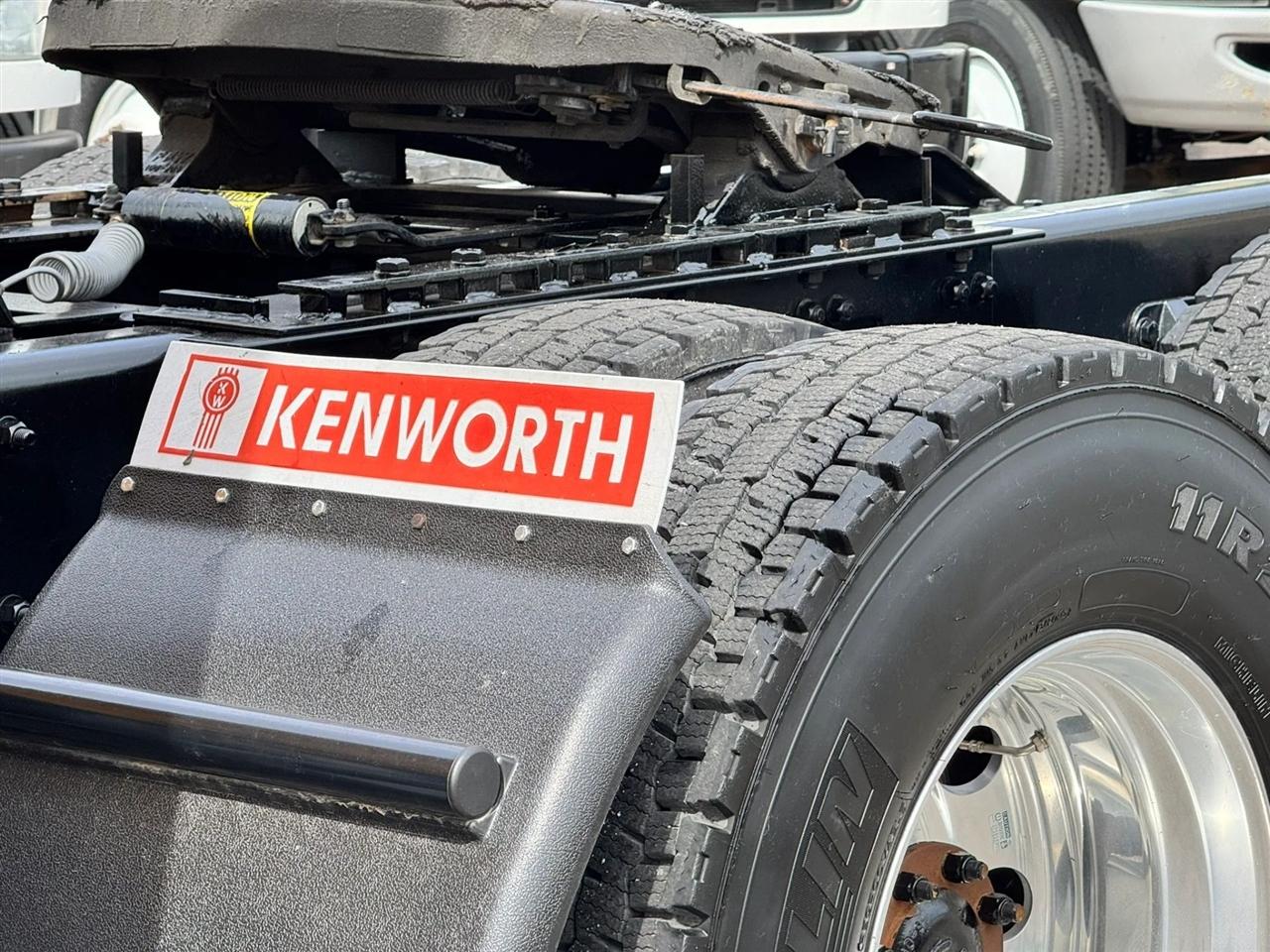 Kenworth 310  2023