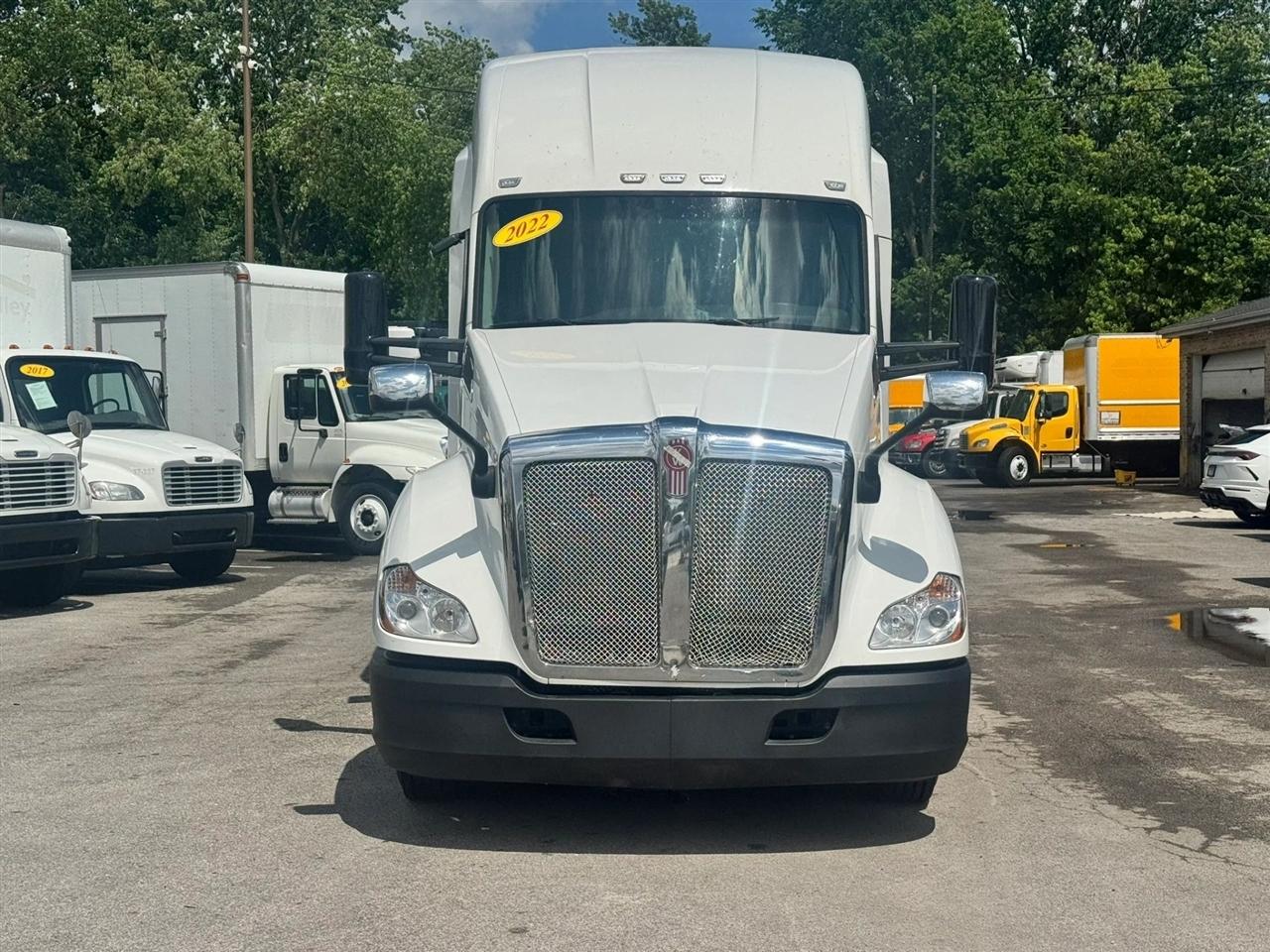 2022 Kenworth 310 CDL