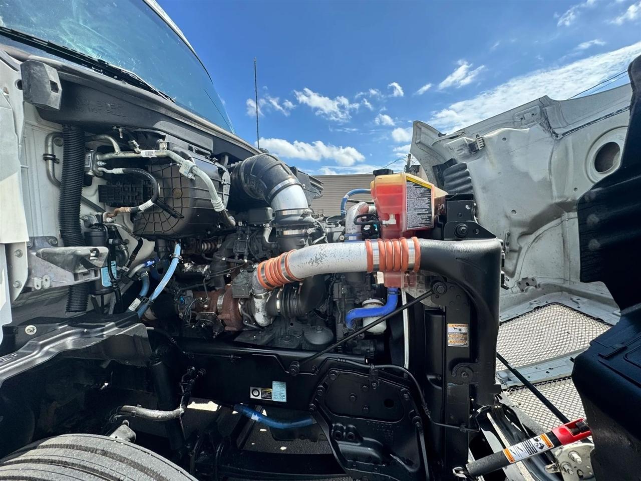 Kenworth 310  2022