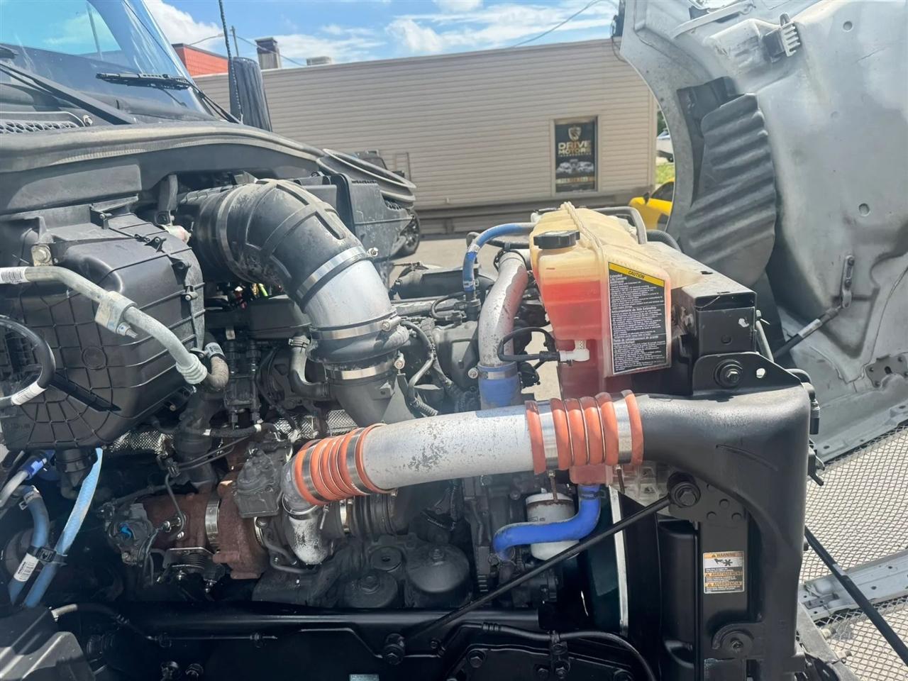 Kenworth 310  2022