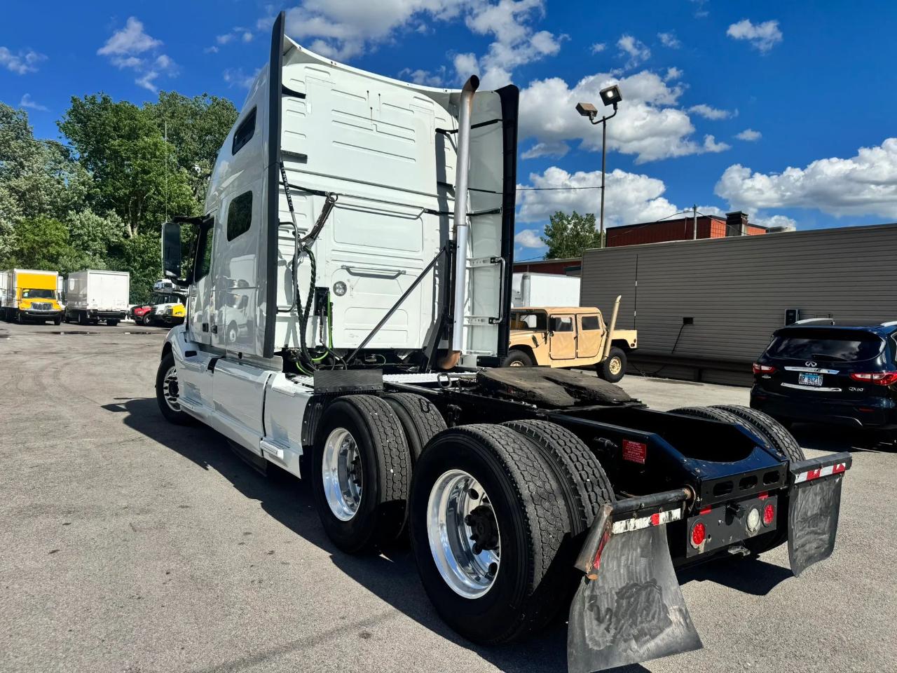 Volvo VNL  2020