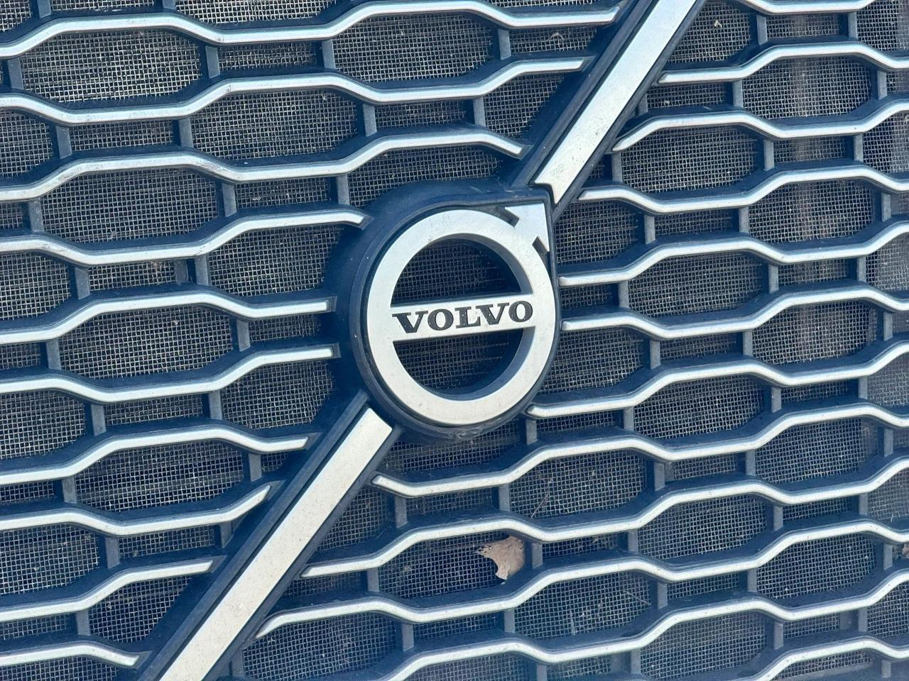 Volvo VNL  2020