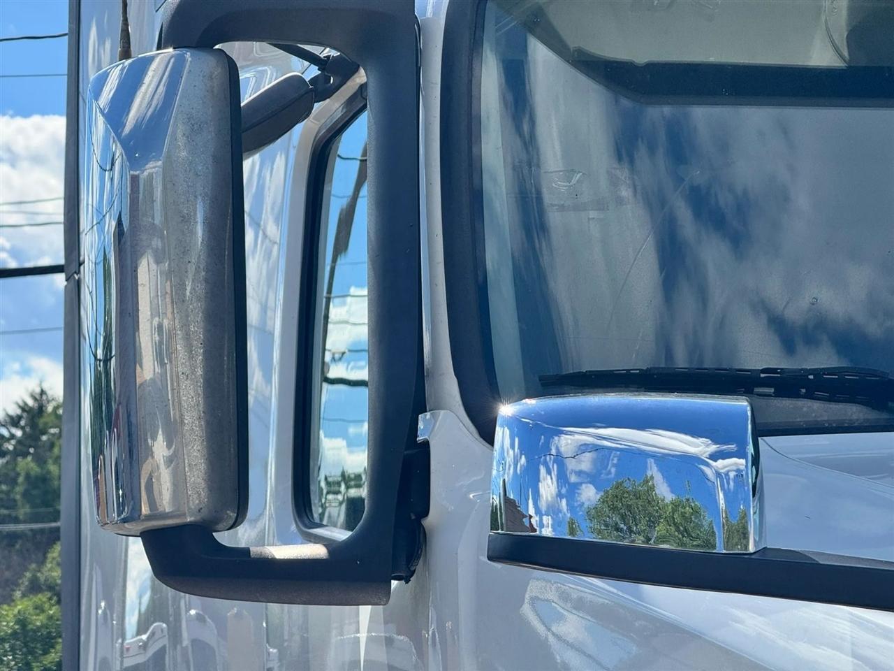 Volvo VNL  2020