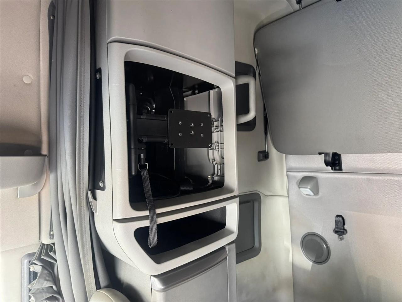 Volvo VNL  2020