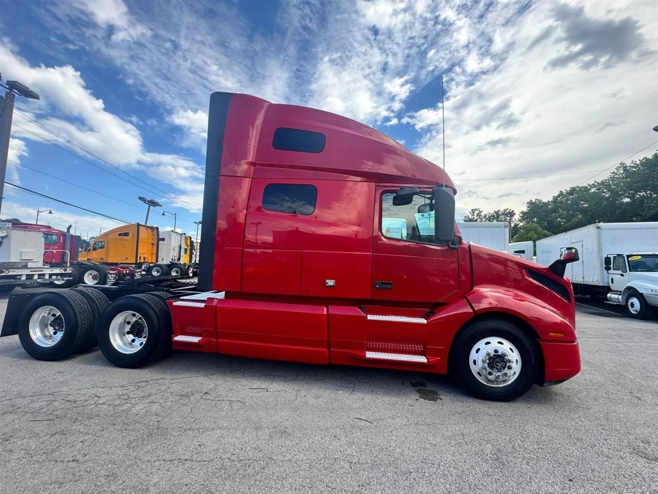 Volvo VNL  2020