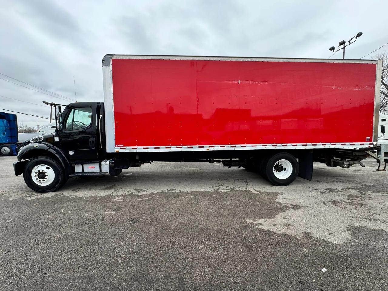 Freightliner M2 106 Medium Duty  2018