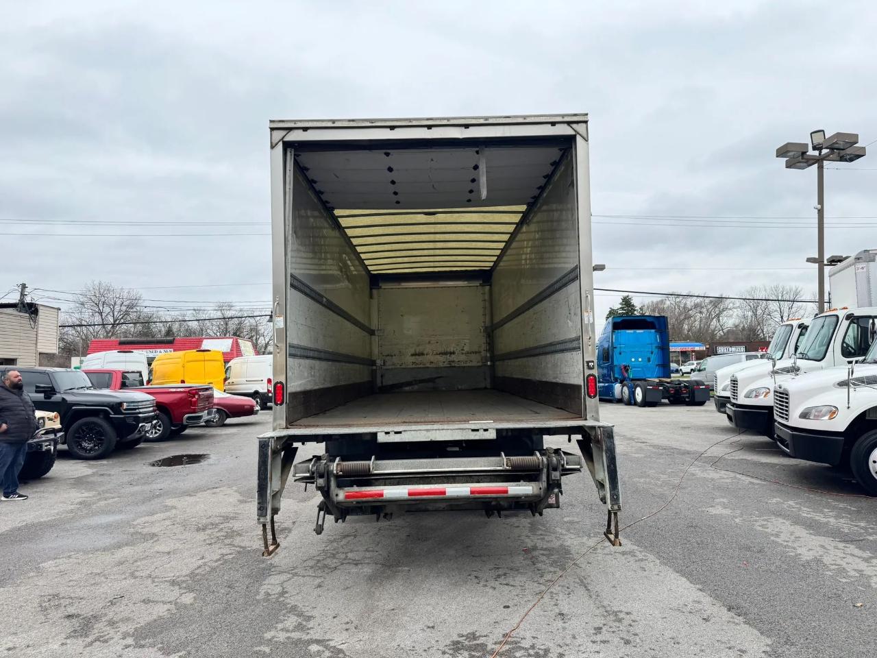 Freightliner M2 106 Medium Duty  2018