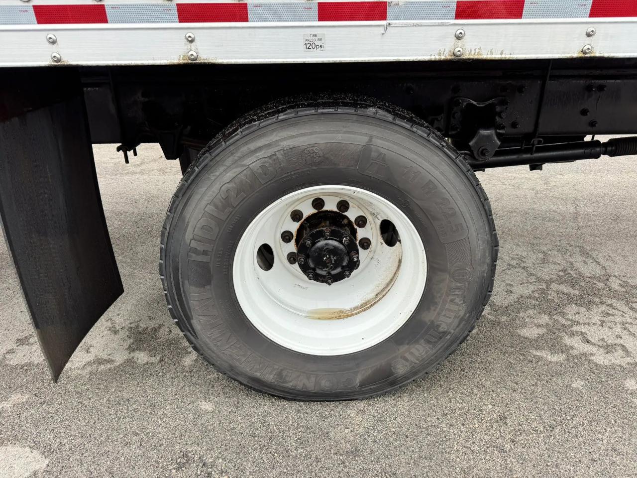 Freightliner M2 106 Medium Duty  2018
