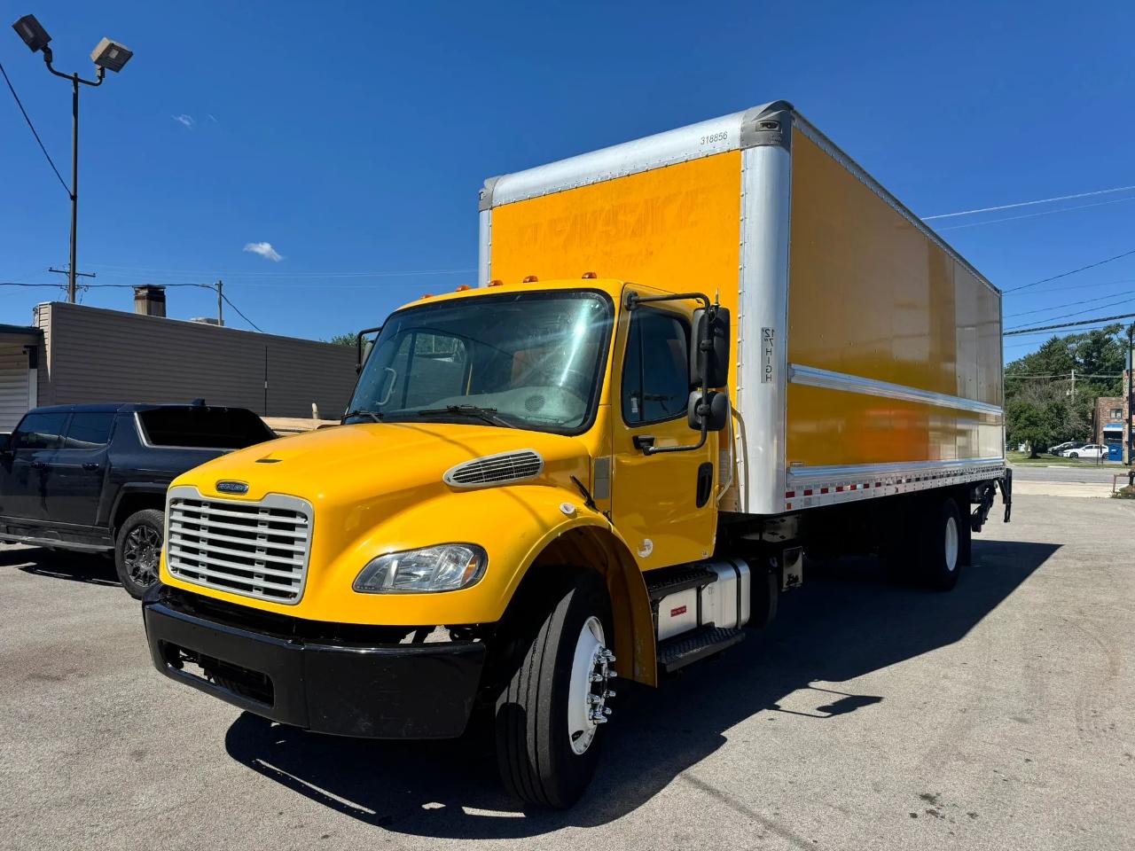 Freightliner M2 106  2019
