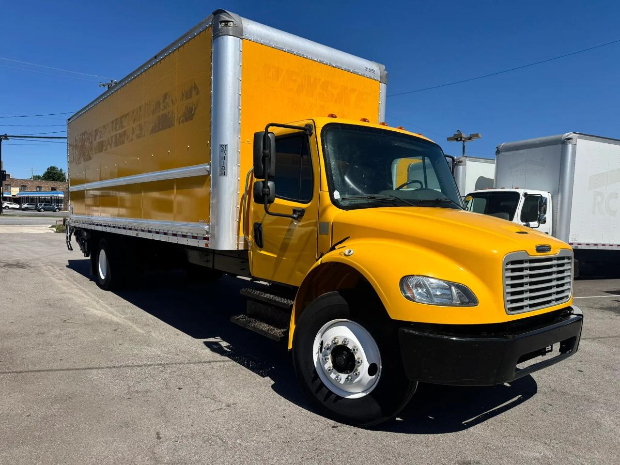 Freightliner M2 106  2019