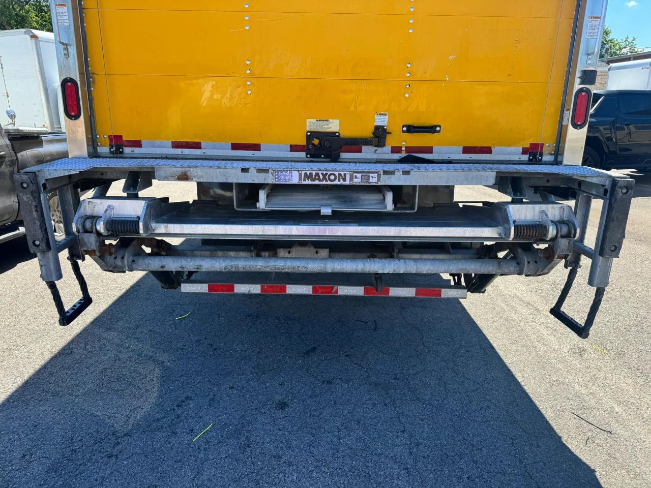 Freightliner M2 106  2019