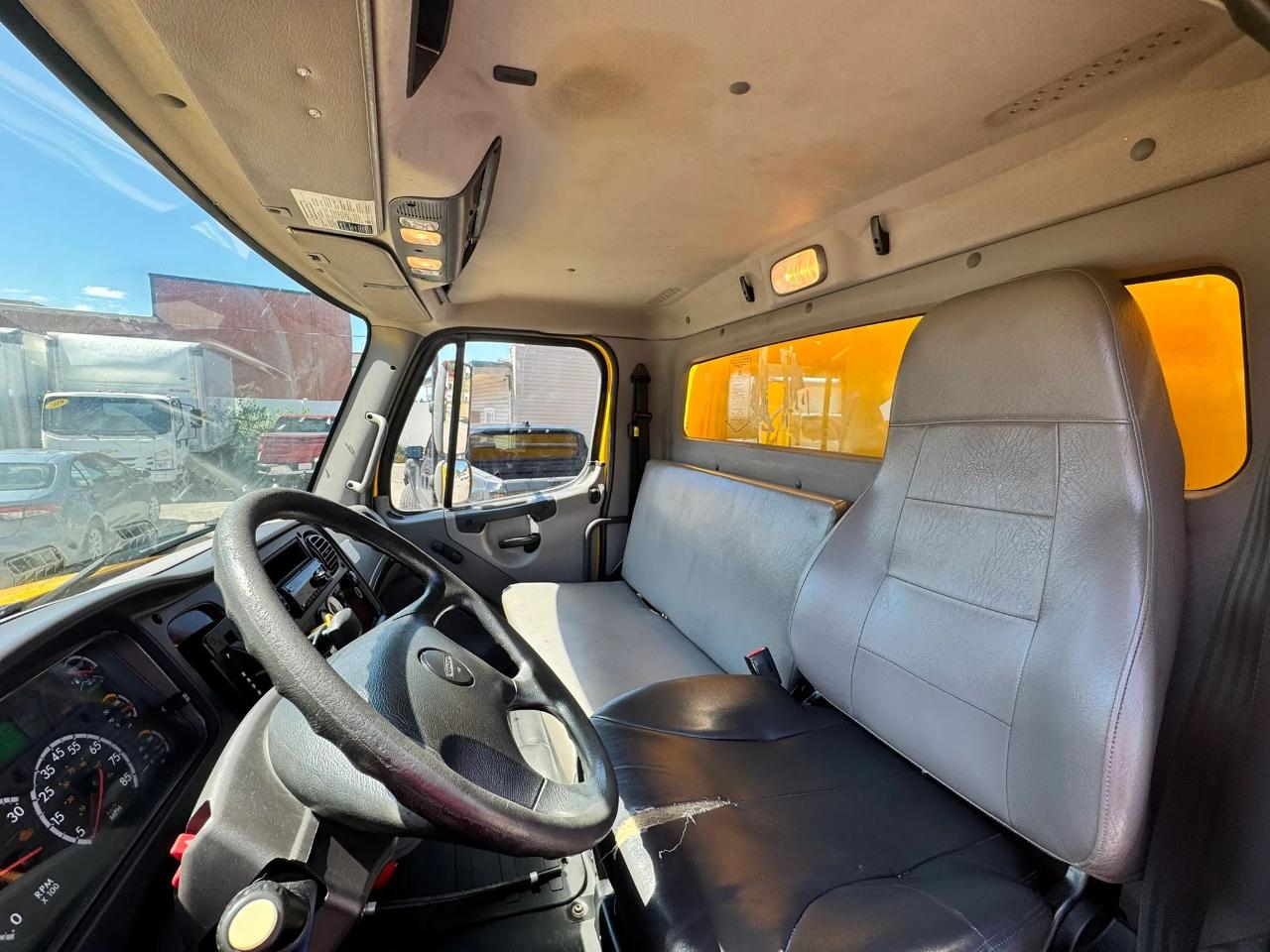 Freightliner M2 106  2019