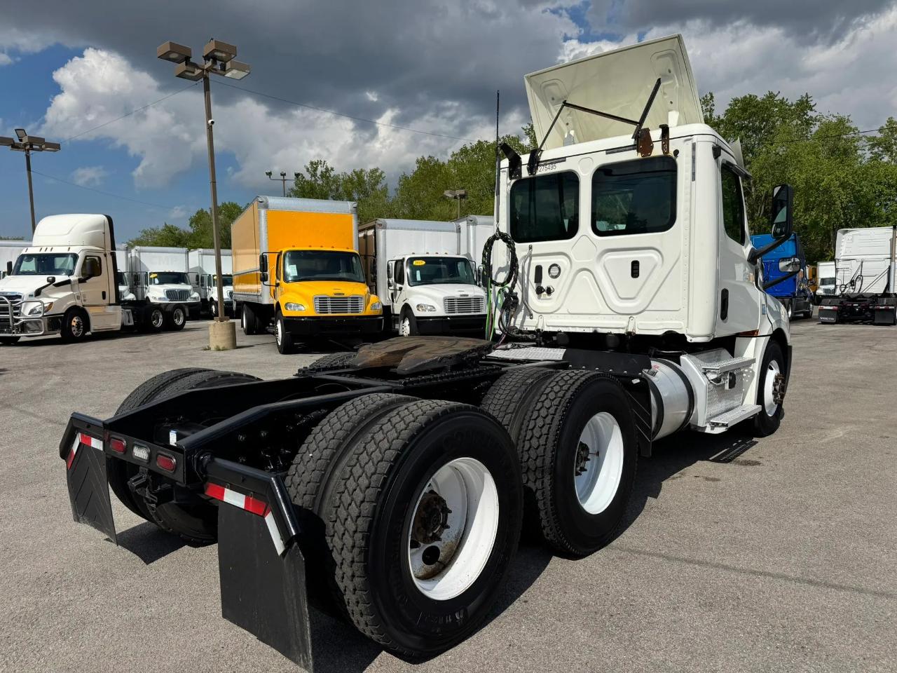 Freightliner Cascadia  2020
