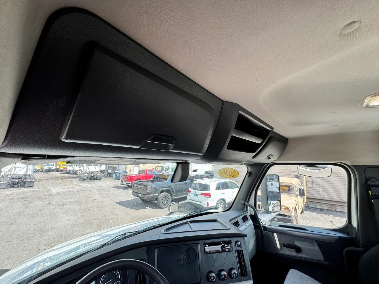 Freightliner Cascadia  2020