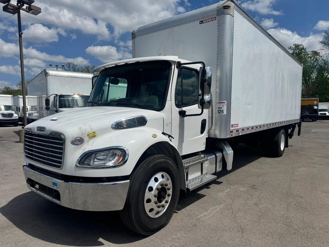 Freightliner M2-106  2017