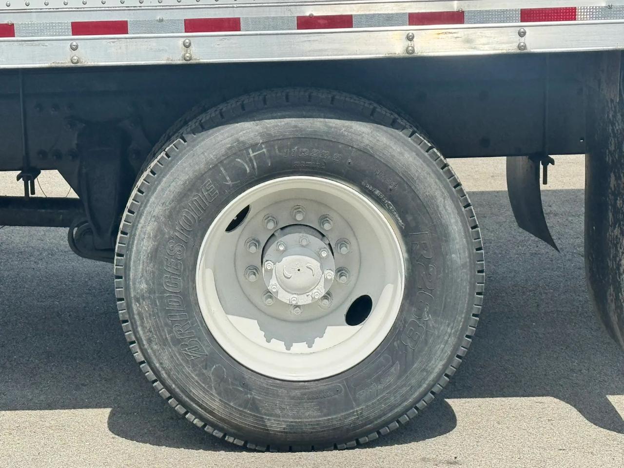 Freightliner M2-106  2017