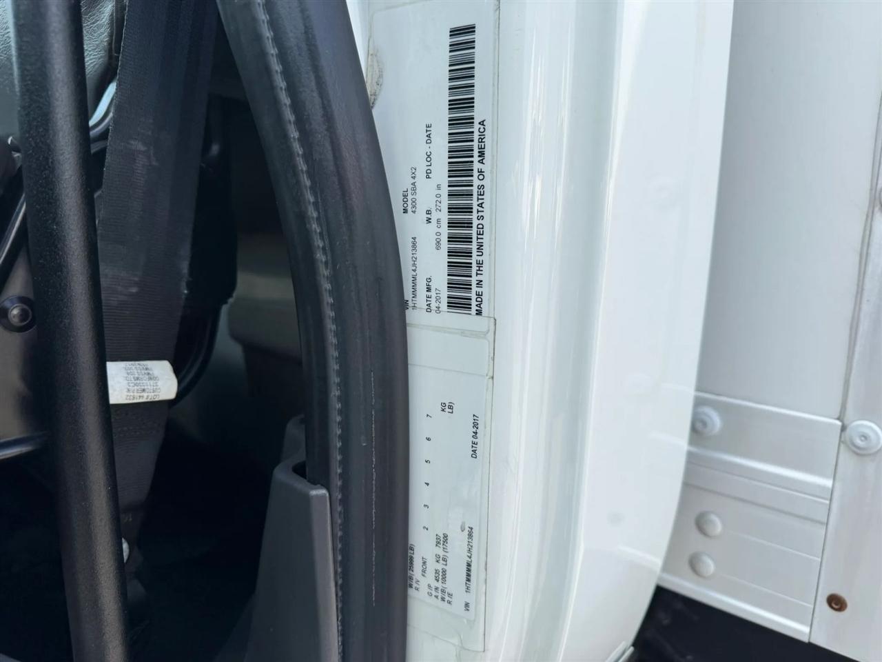 International DuraStar 4300  2018
