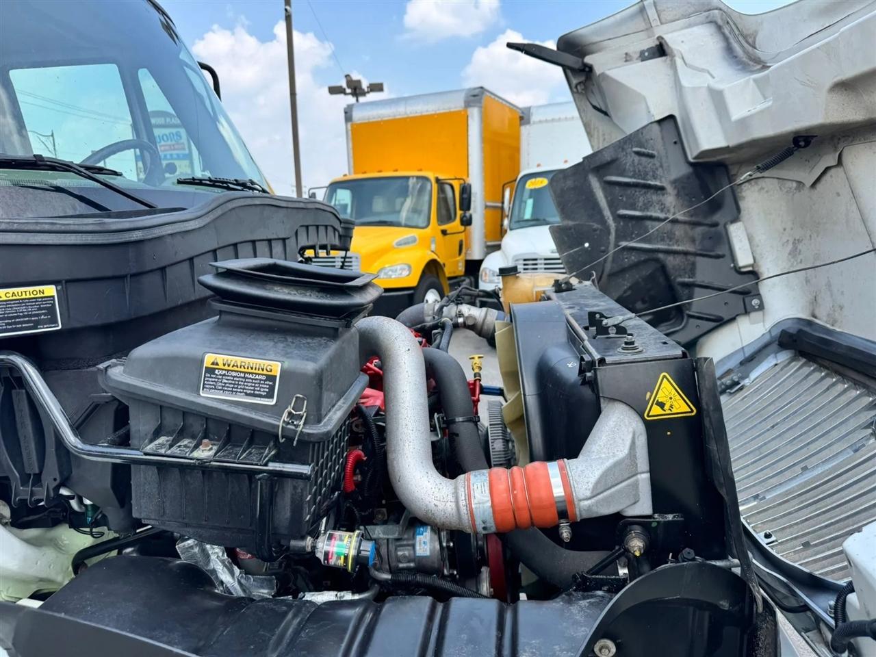 International DuraStar 4300  2019