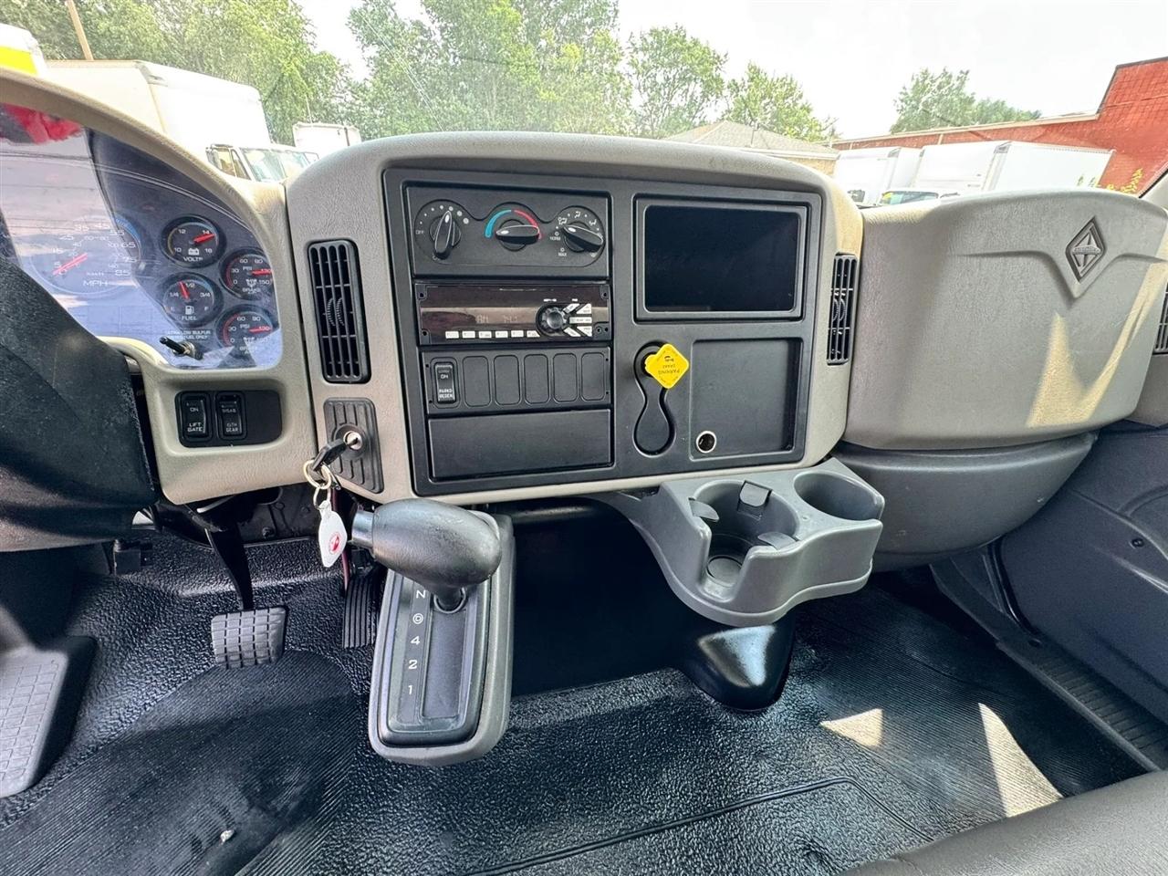 International DuraStar 4300  2019