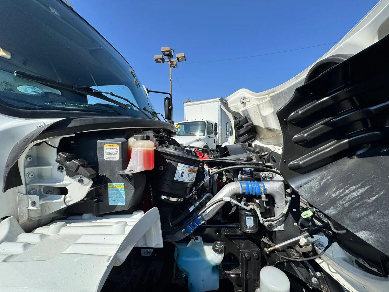 Freightliner M2 106 Medium Duty  2016