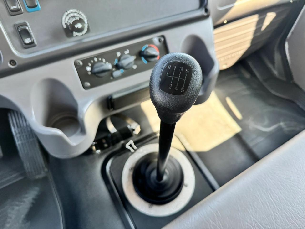 Freightliner M2 106 Medium Duty  2016