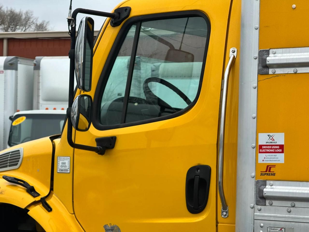 Freightliner M2 106 Medium Duty  2017