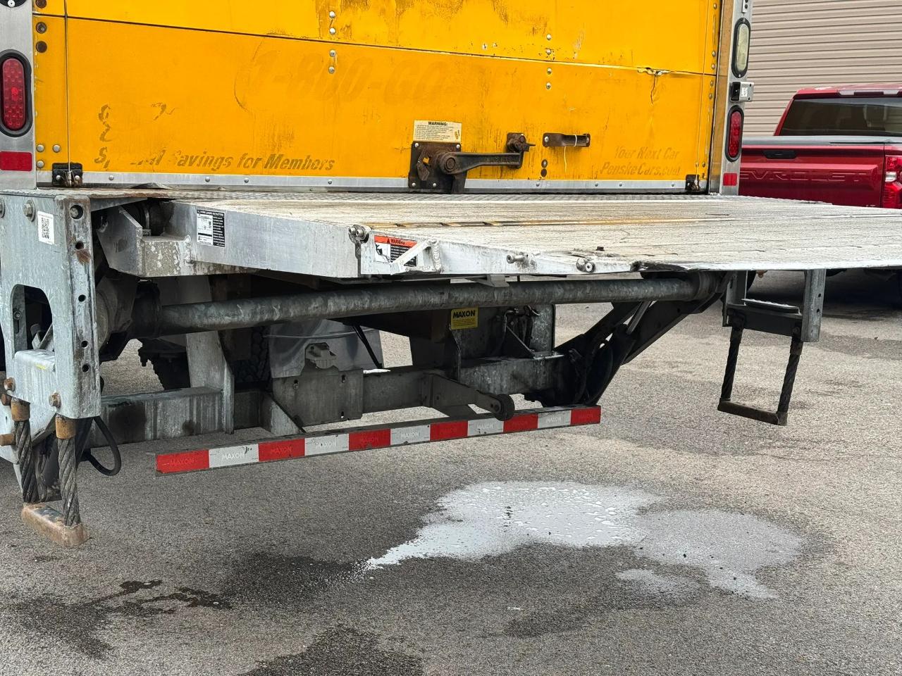 Freightliner M2 106 Medium Duty  2017