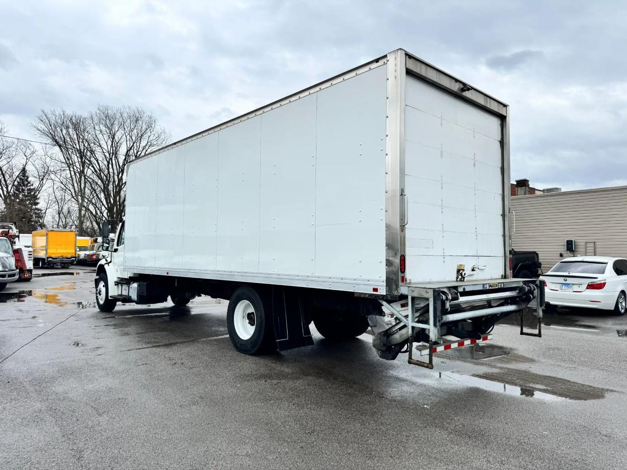 Freightliner M2 106  2019