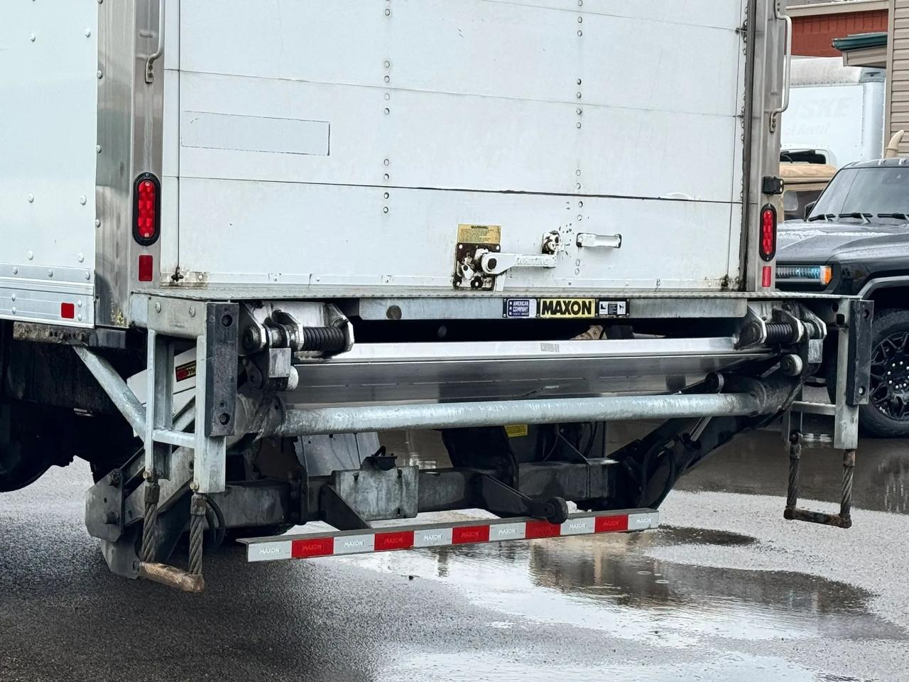 Freightliner M2 106  2019