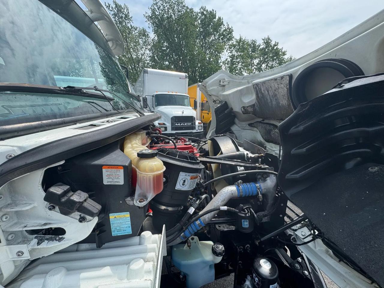 Freightliner M2 106  2018