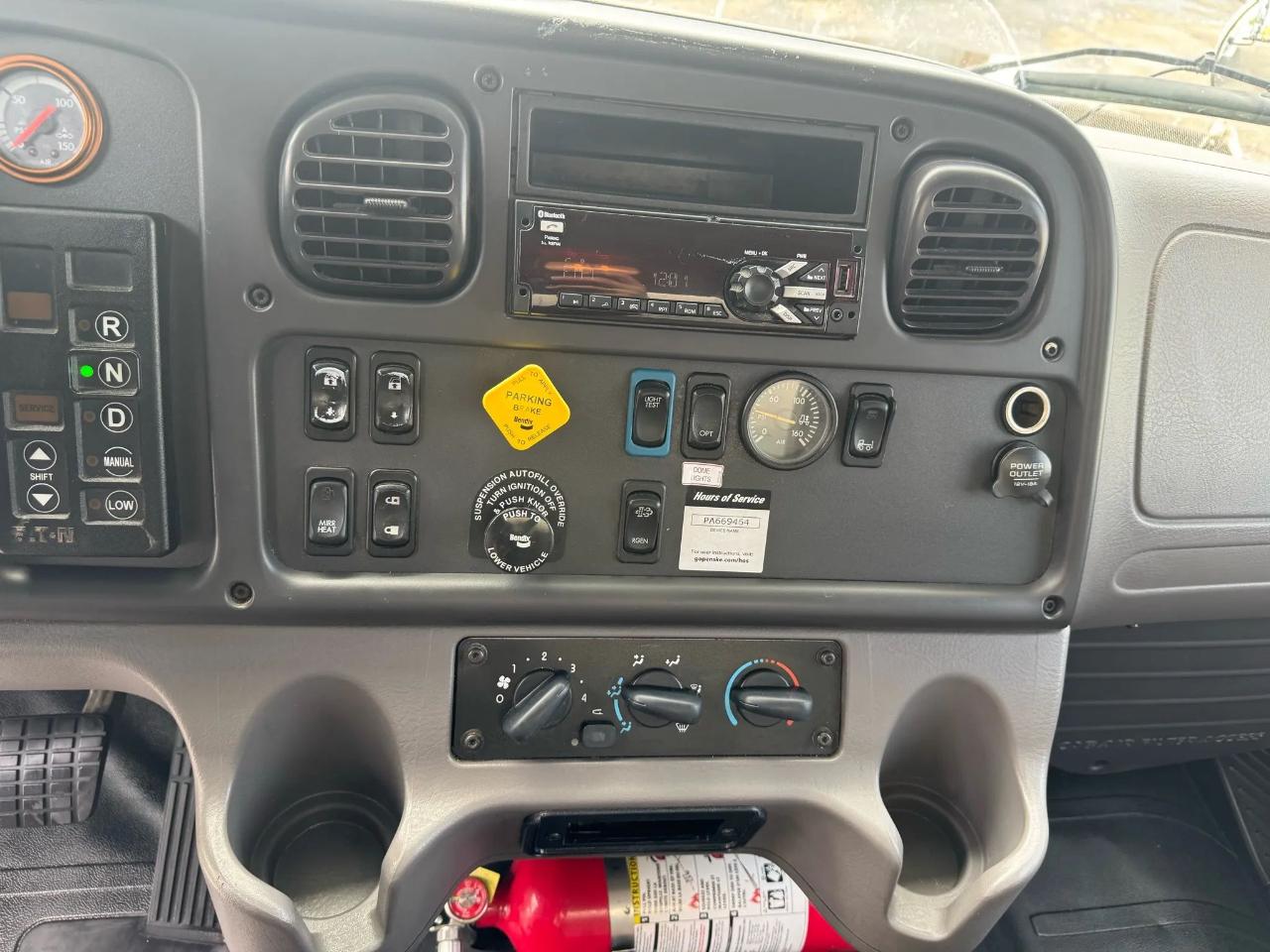 Freightliner M2 106  2018
