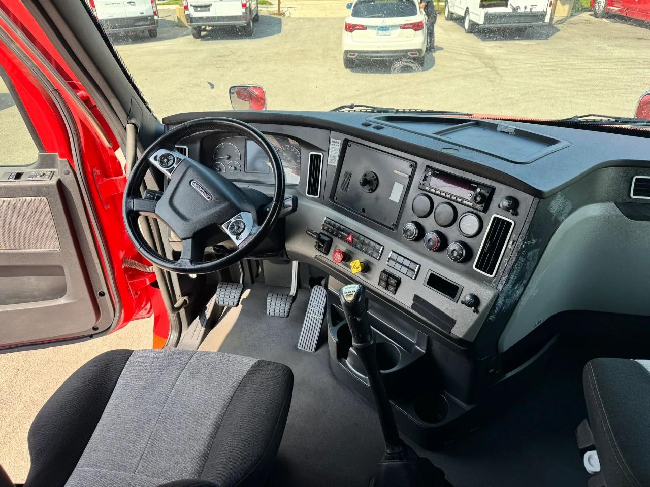 Freightliner Cascadia  2023