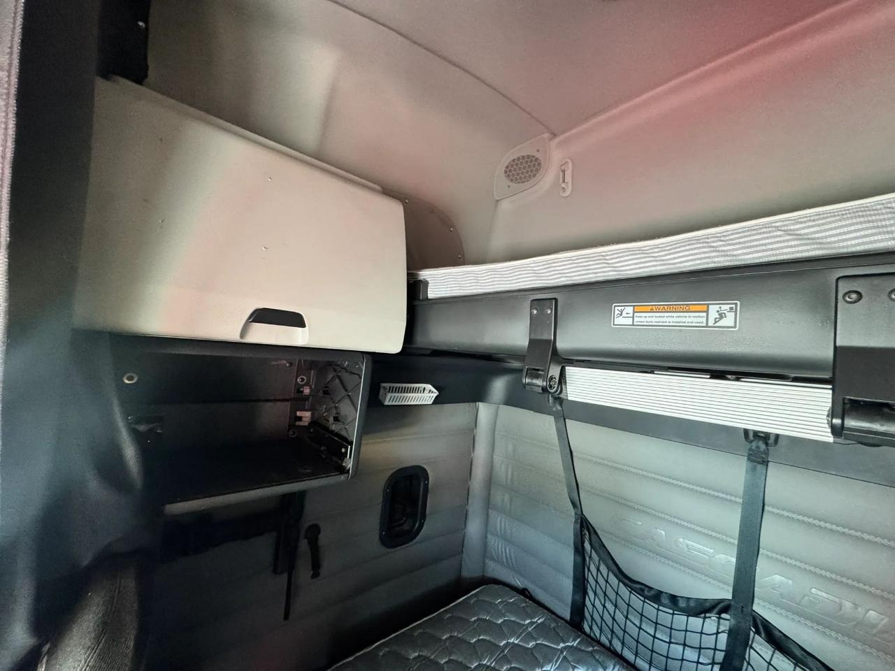 Freightliner Cascadia  2023