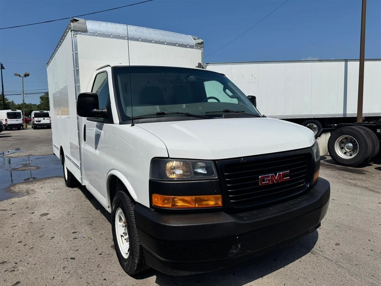 GMC Savana G3500 139 in 2019