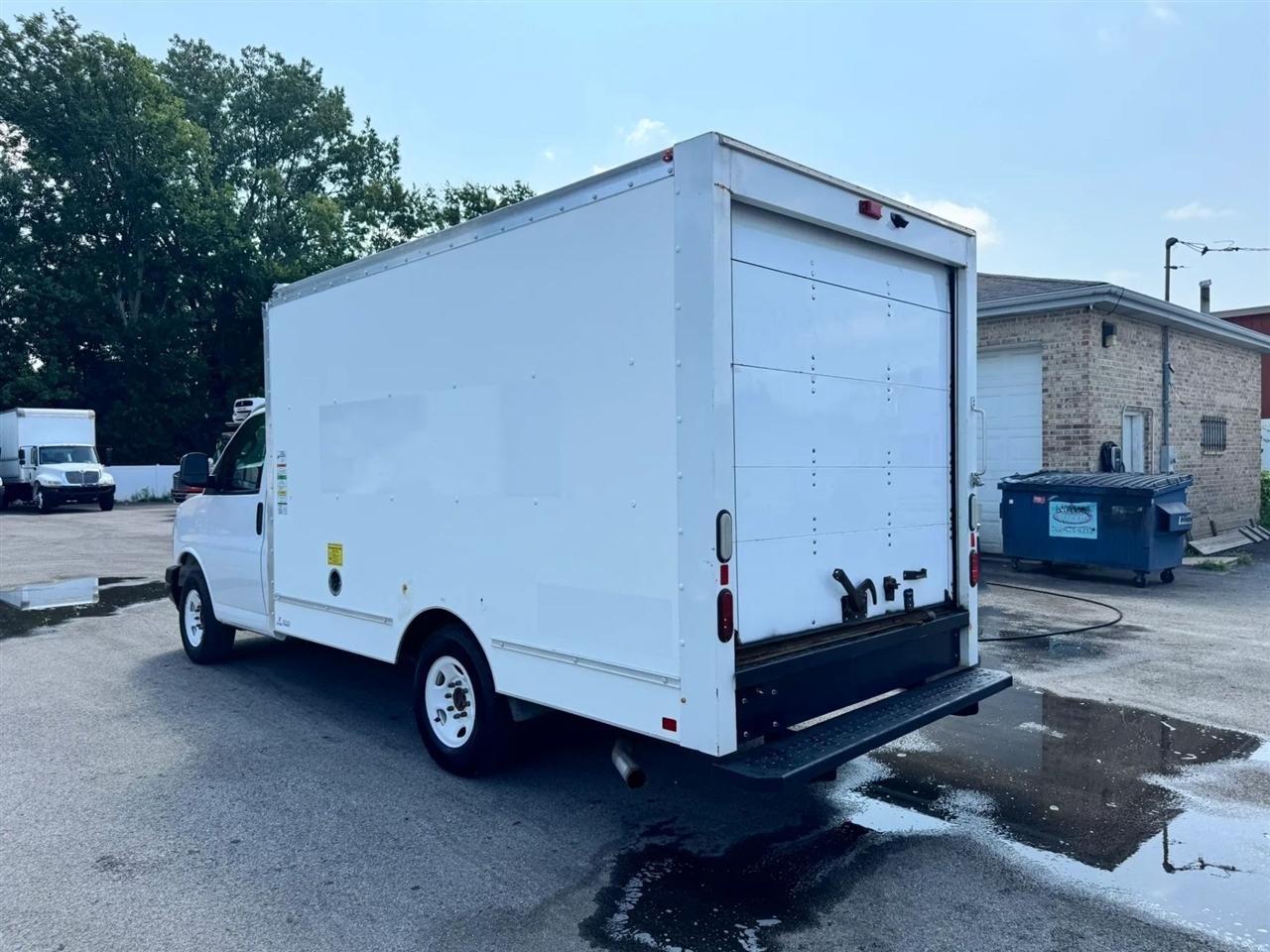 GMC Savana G3500 139 in 2019