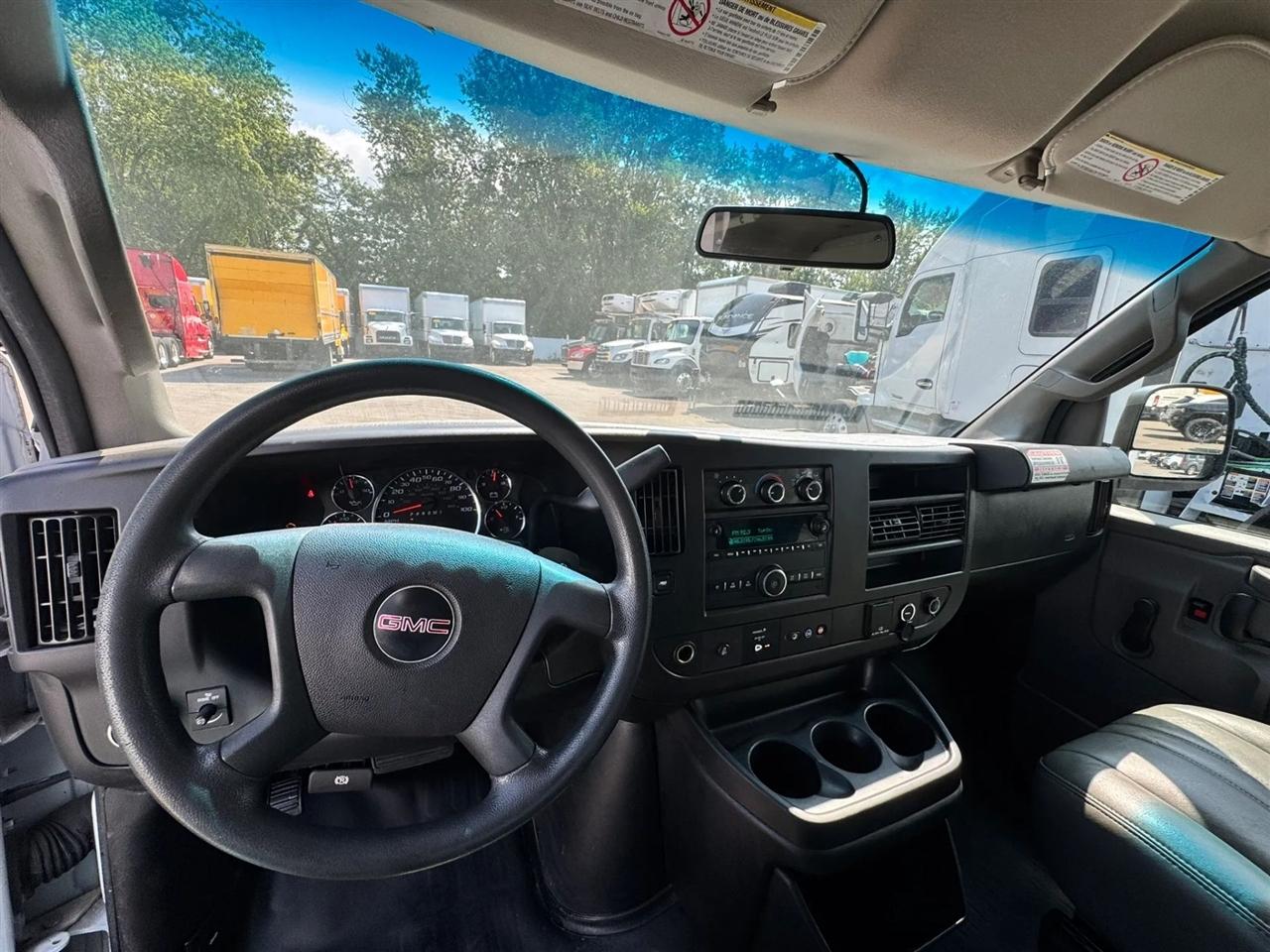 GMC Savana G3500 139 in 2019