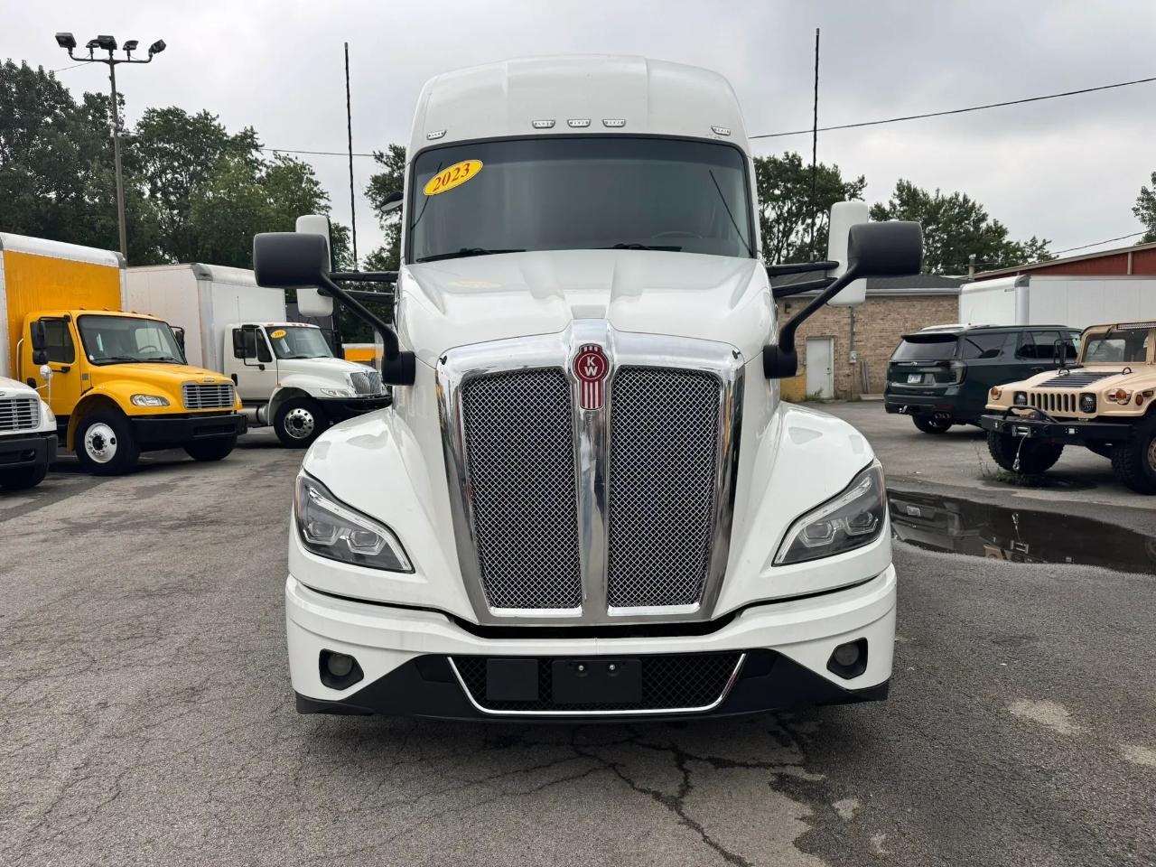 Kenworth T680  2023