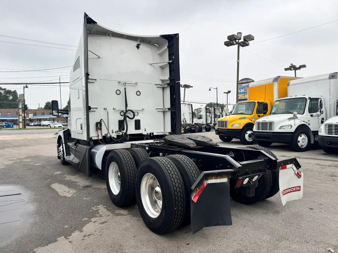 Kenworth T680  2023