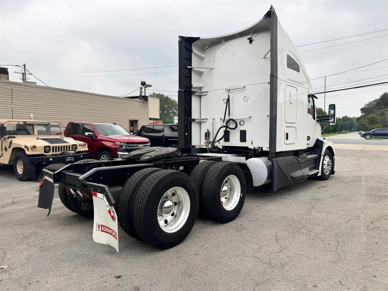 Kenworth T680  2023